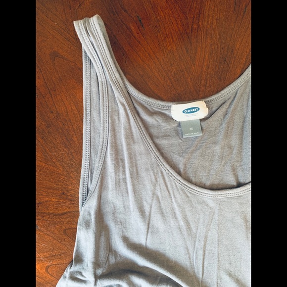 Old Navy | Grey Tank - Picture 2 of 2